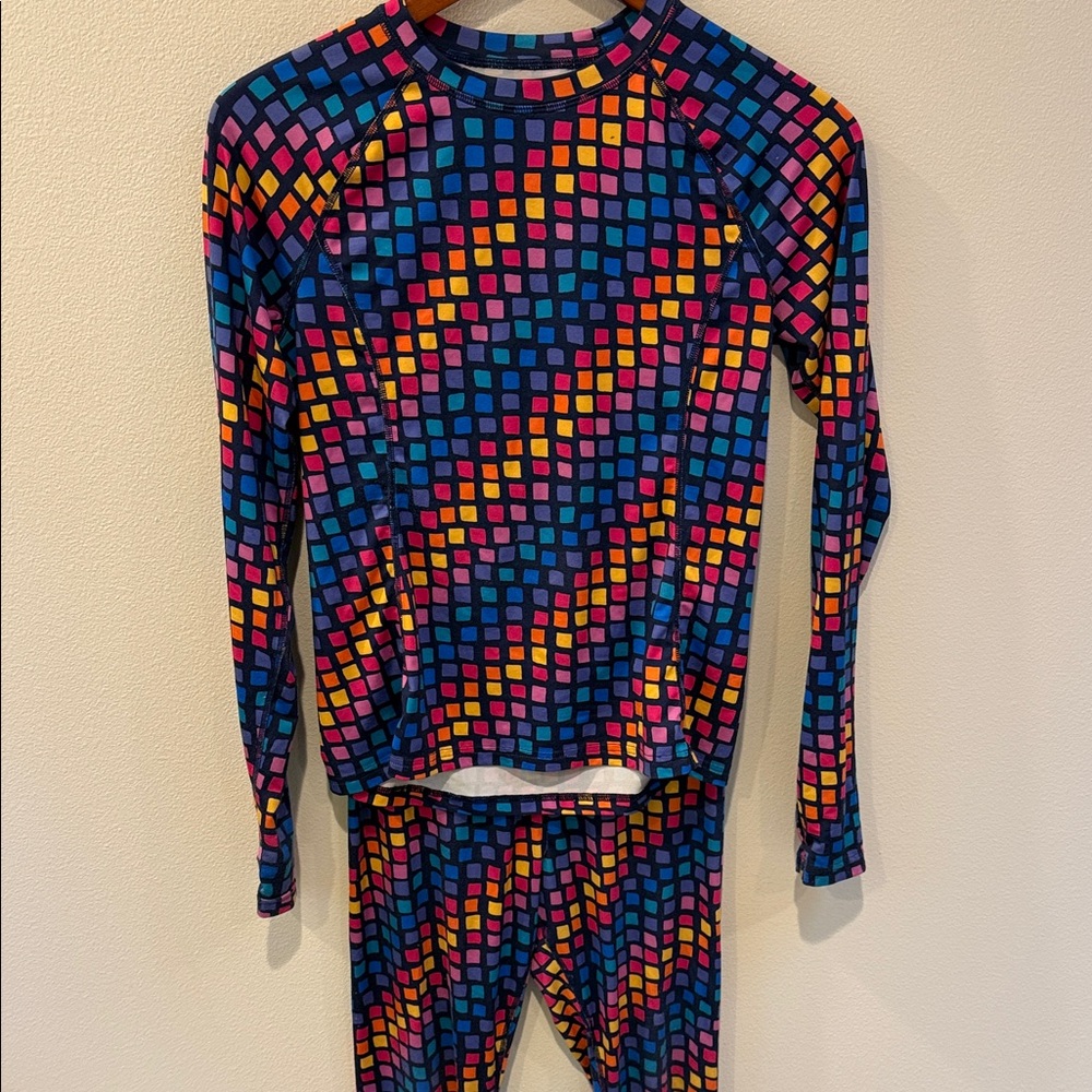Girl’s Long Underwear Geometric Patterned Set